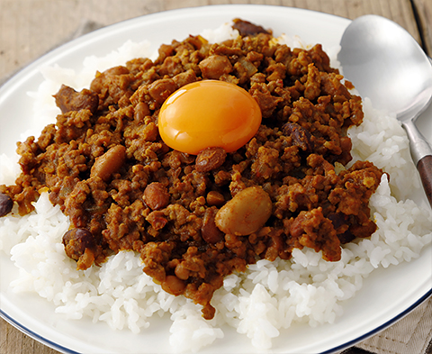 辣三丁で辛ウマ★豆ドライカレー